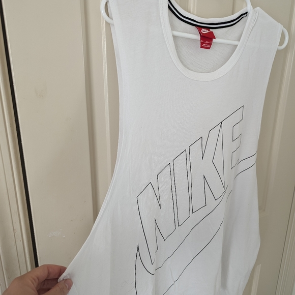 Nike women's signal muscle tank - Picture 3 of 4